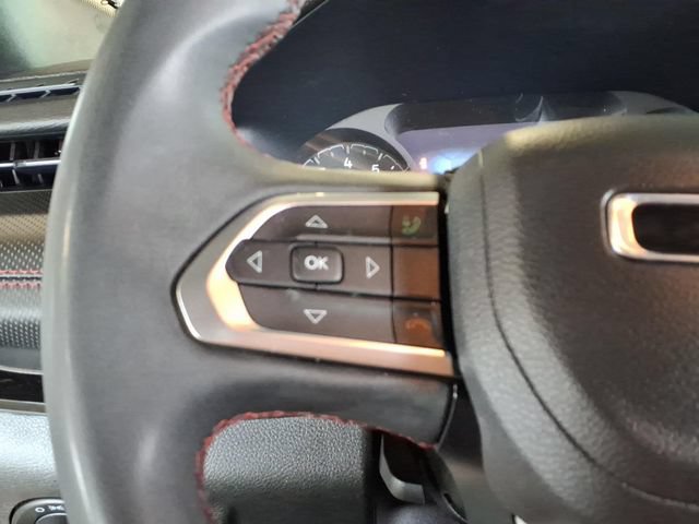 Used 2024 Jeep Compass Trailhawk AWD/4WD image 16
