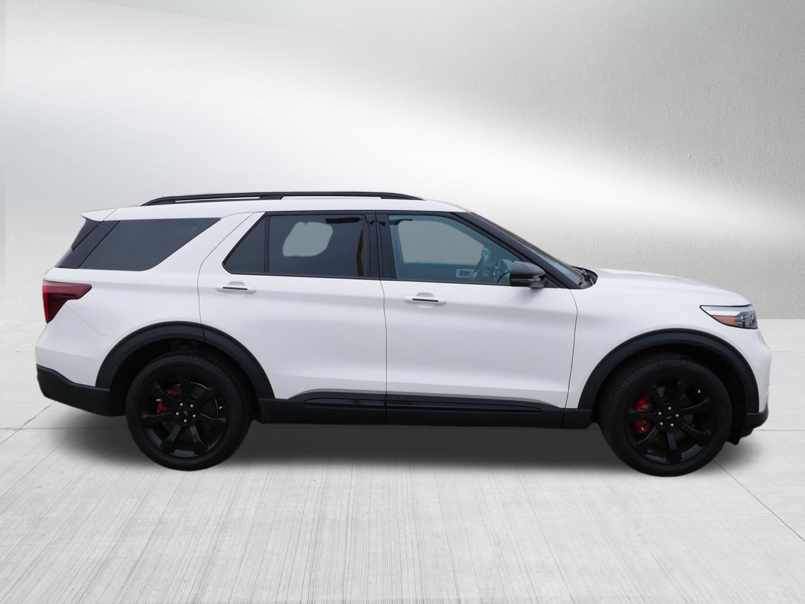 Used 2024 Ford Explorer ST w/ Equipment Group 401A AWD/4WD image 8