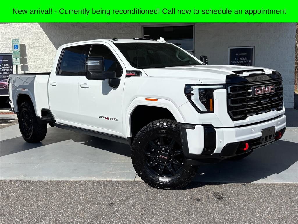 Used 2025 GMC Sierra 2500 AT4 w/ AT4 Premium Plus Package