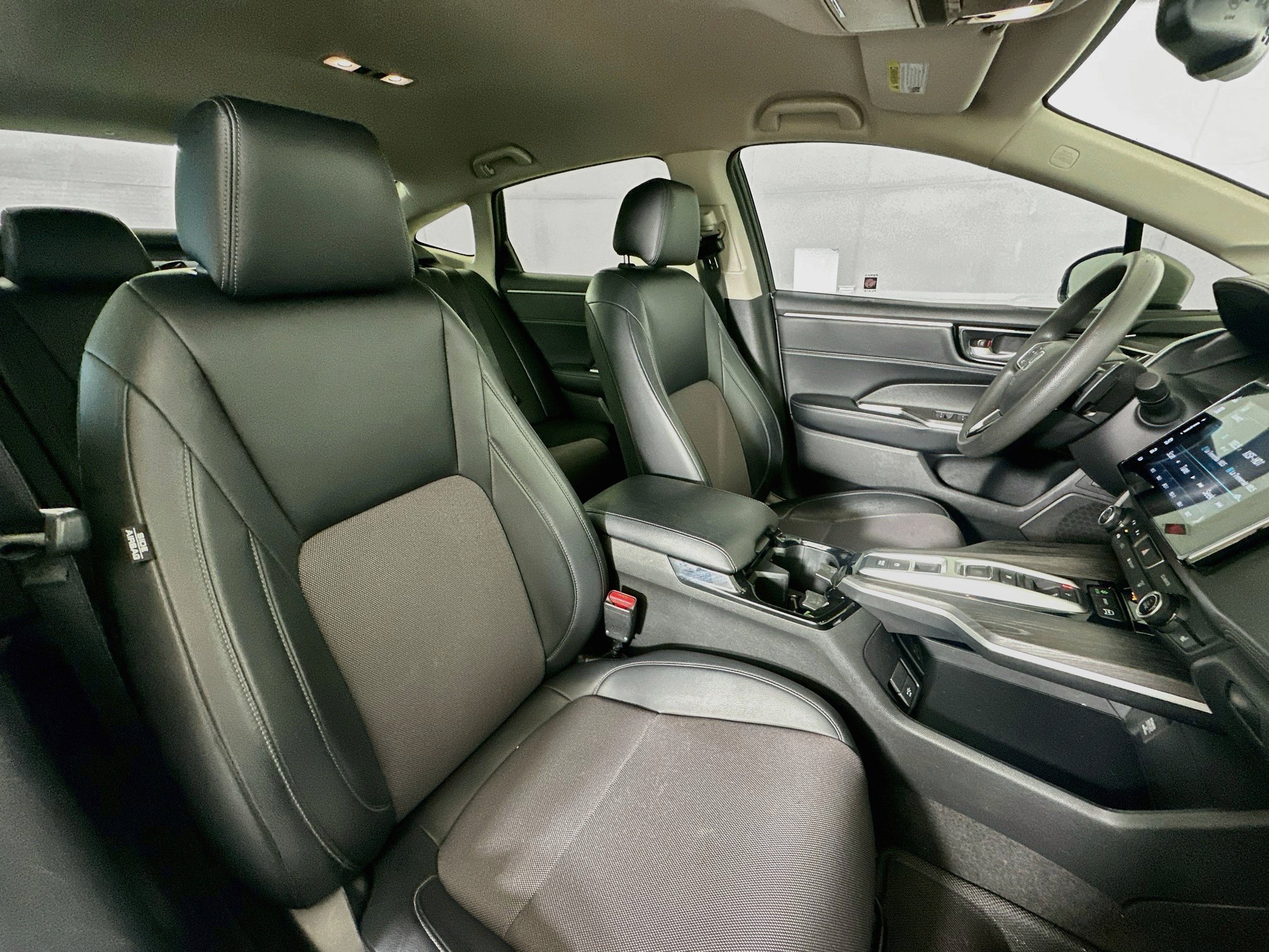 Used 2018 Honda Clarity Plug-In Hybrid image 29