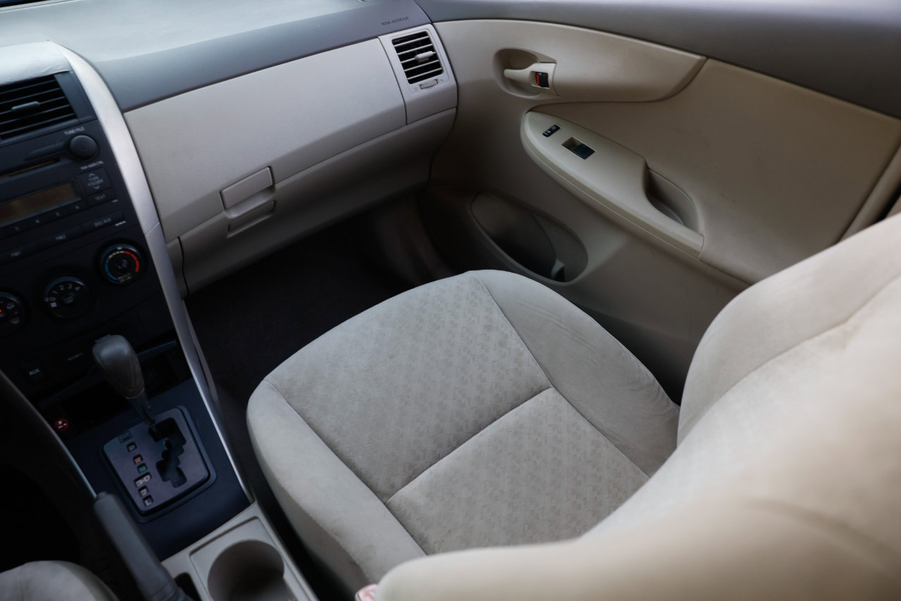 Used 2009 Toyota Corolla S image 22