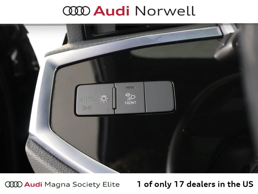 Certified 2022 Audi Q3 2.0T Premium Plus w/ Premium Plus Package AWD/4WD image 25