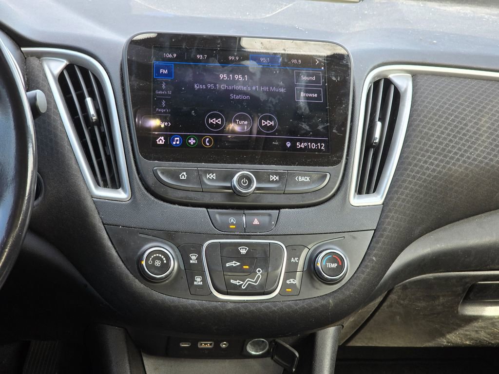 Used 2020 Chevrolet Malibu RS image 15