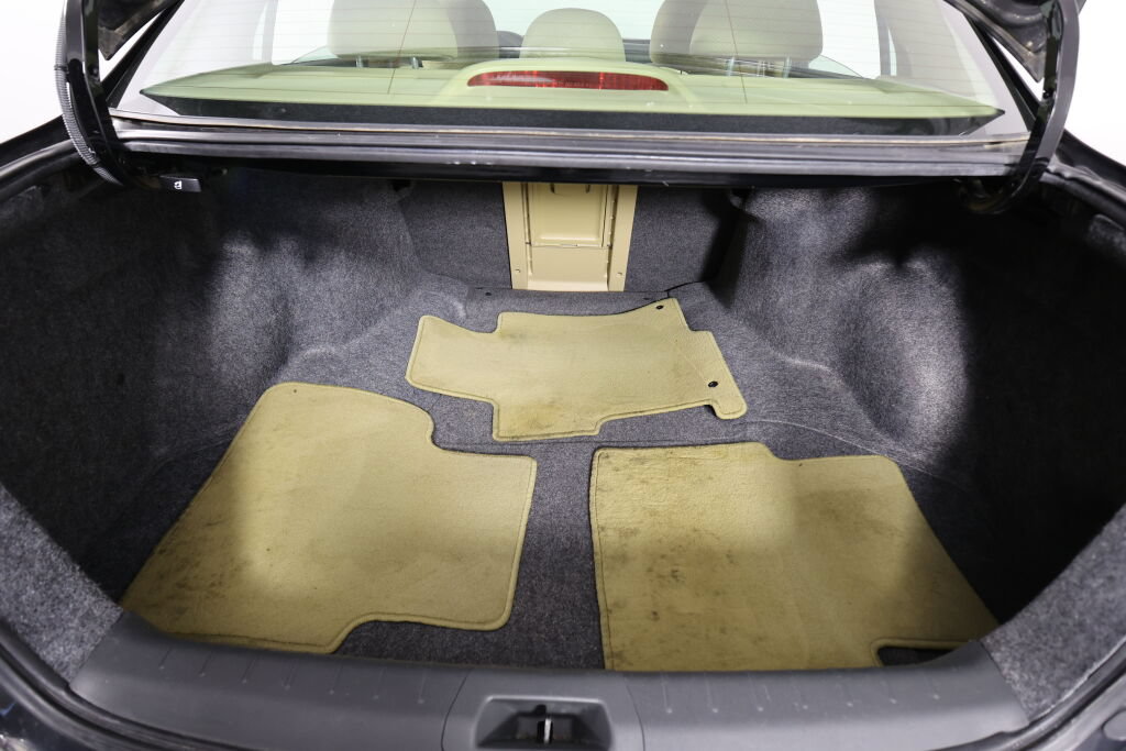 Used 2012 Honda Accord EX image 16