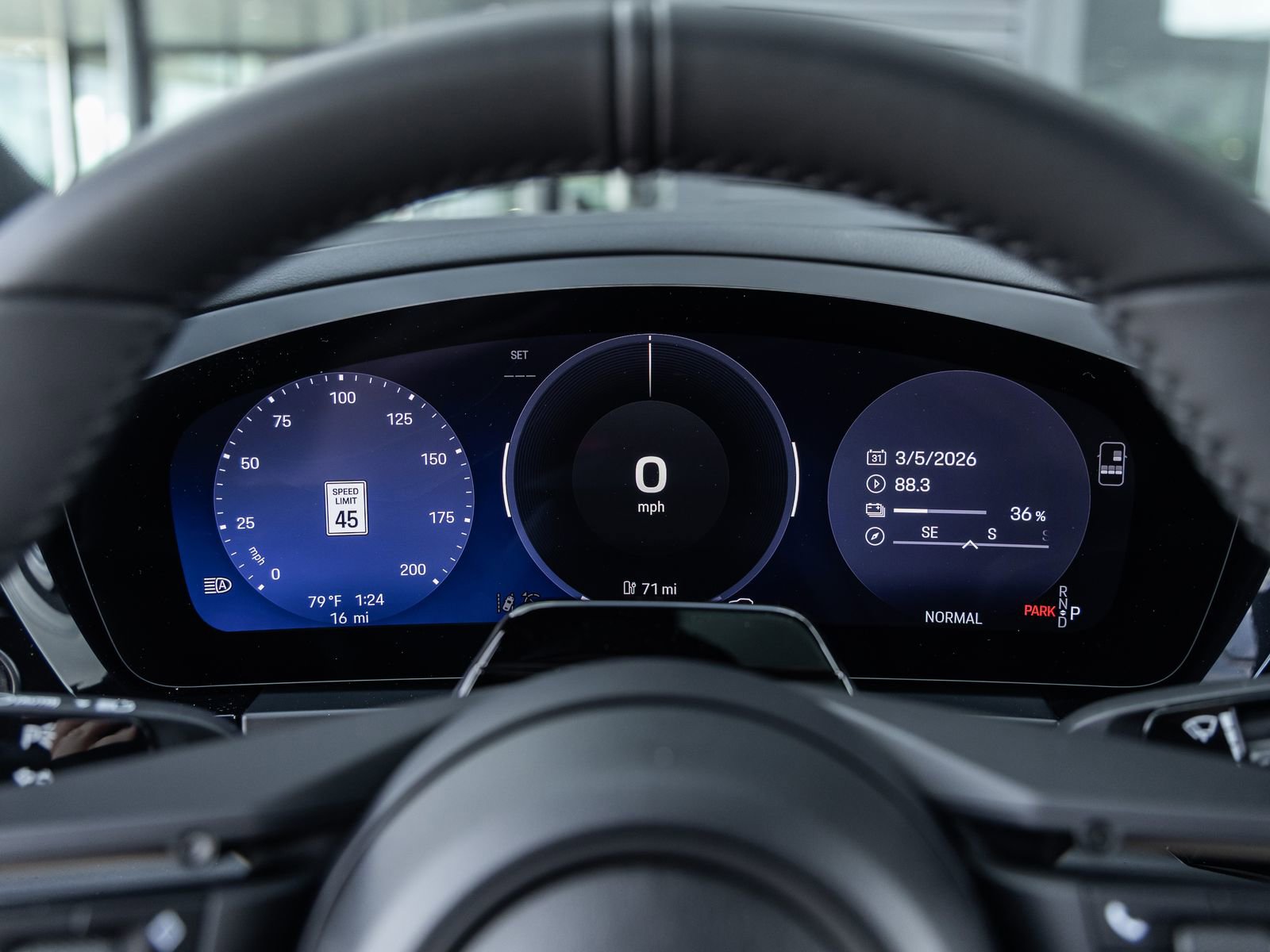 New 2026 Porsche Macan Electric RWD image 30