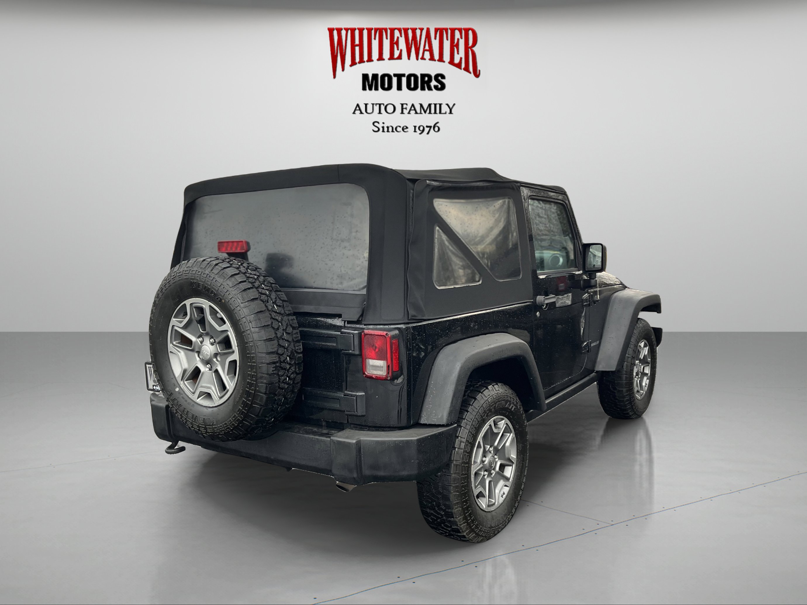 Used 2014 Jeep Wrangler Rubicon w/ Power Convenience Group AWD/4WD image 5