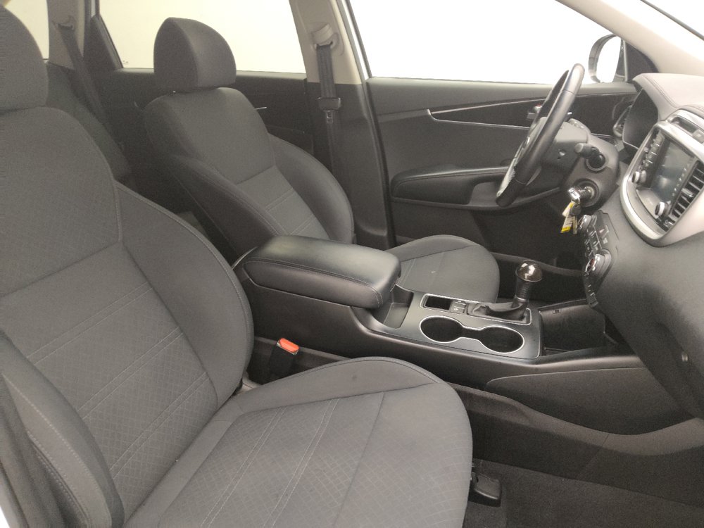 Used 2018 Kia Sorento FWD image 21