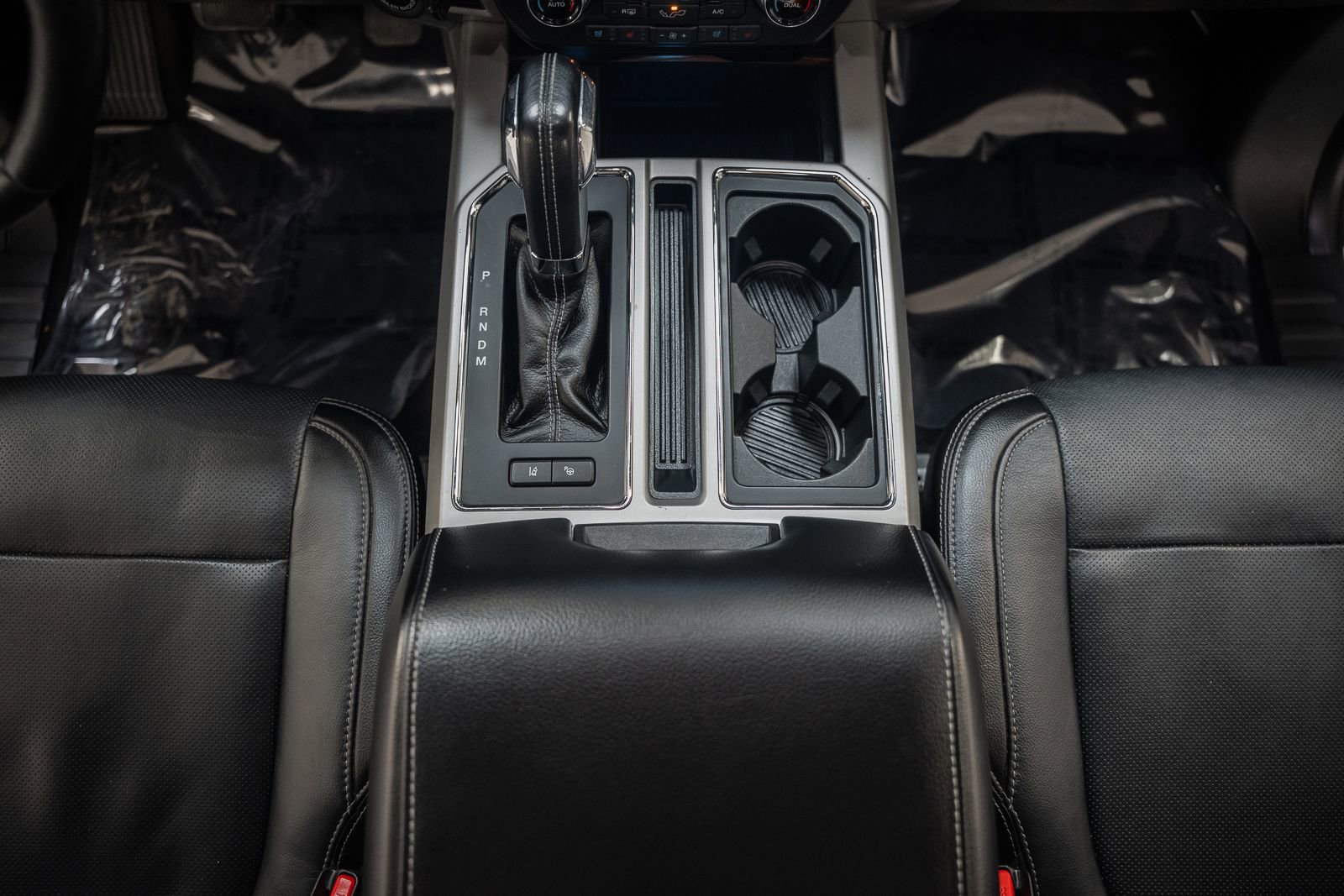 Used 2017 Ford F150 Lariat w/ Equipment Group 502A Luxury image 37