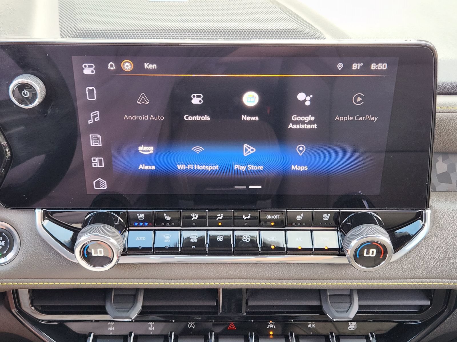 Used 2023 Chevrolet Colorado ZR2 w/ ZR2 Convenience Package III AWD/4WD image 25