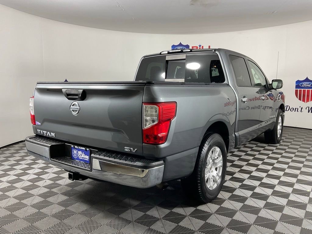 Used 2017 Nissan Titan SV RWD image 3