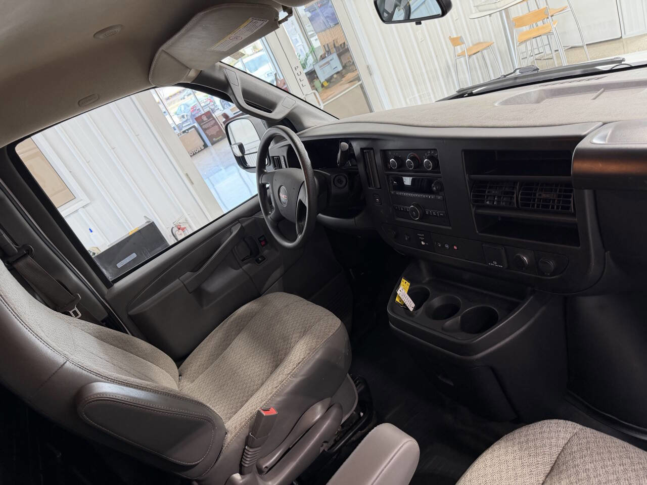 Used 2023 GMC Savana 2500 w/ Driver Convenience Package image 23