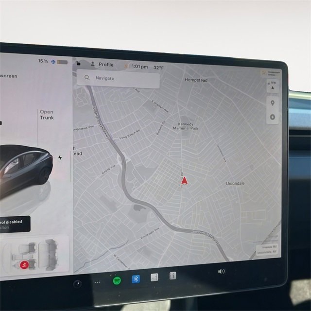 Used 2025 Tesla Model 3 Long Range image 17