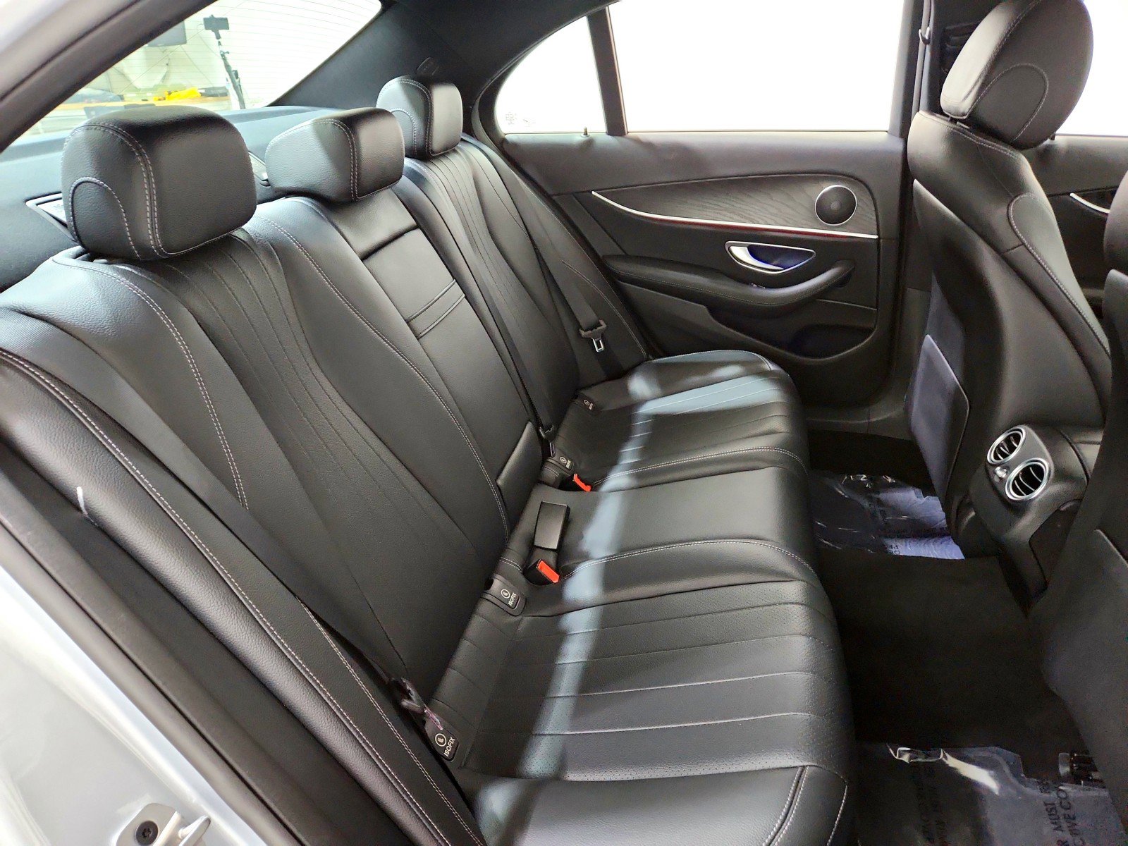 Used 2022 Mercedes-Benz E 350 E 350 w/ AMG Line Exterior image 25