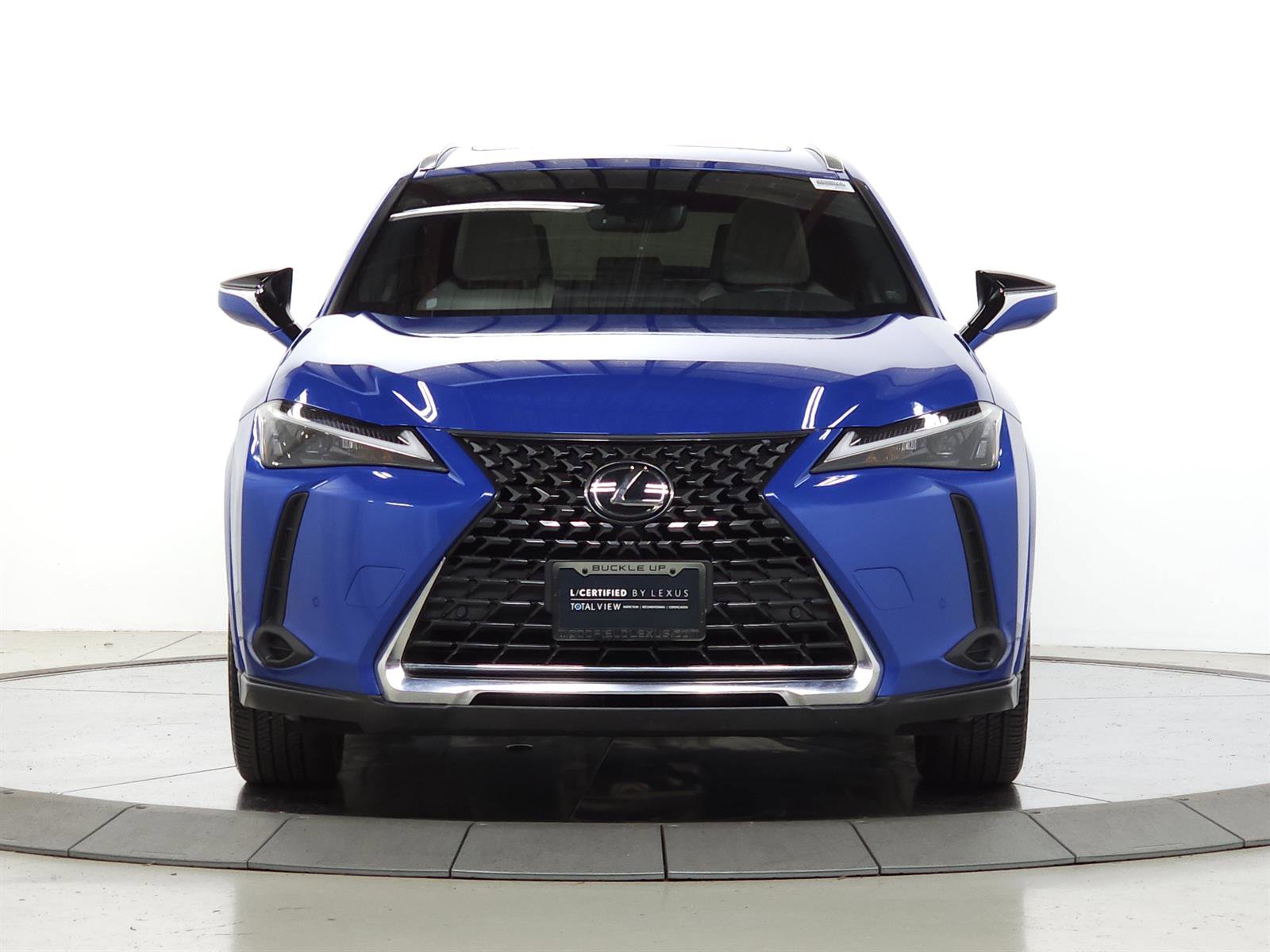 Used 2024 Lexus UX 250h AWD w/ Premium Package image 2