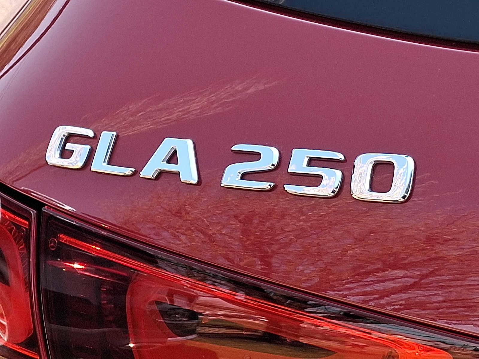 Certified 2022 Mercedes-Benz GLA 250 4MATIC image 28