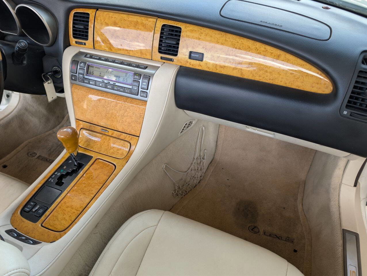 Used 2005 Lexus SC 430 Convertible image 17