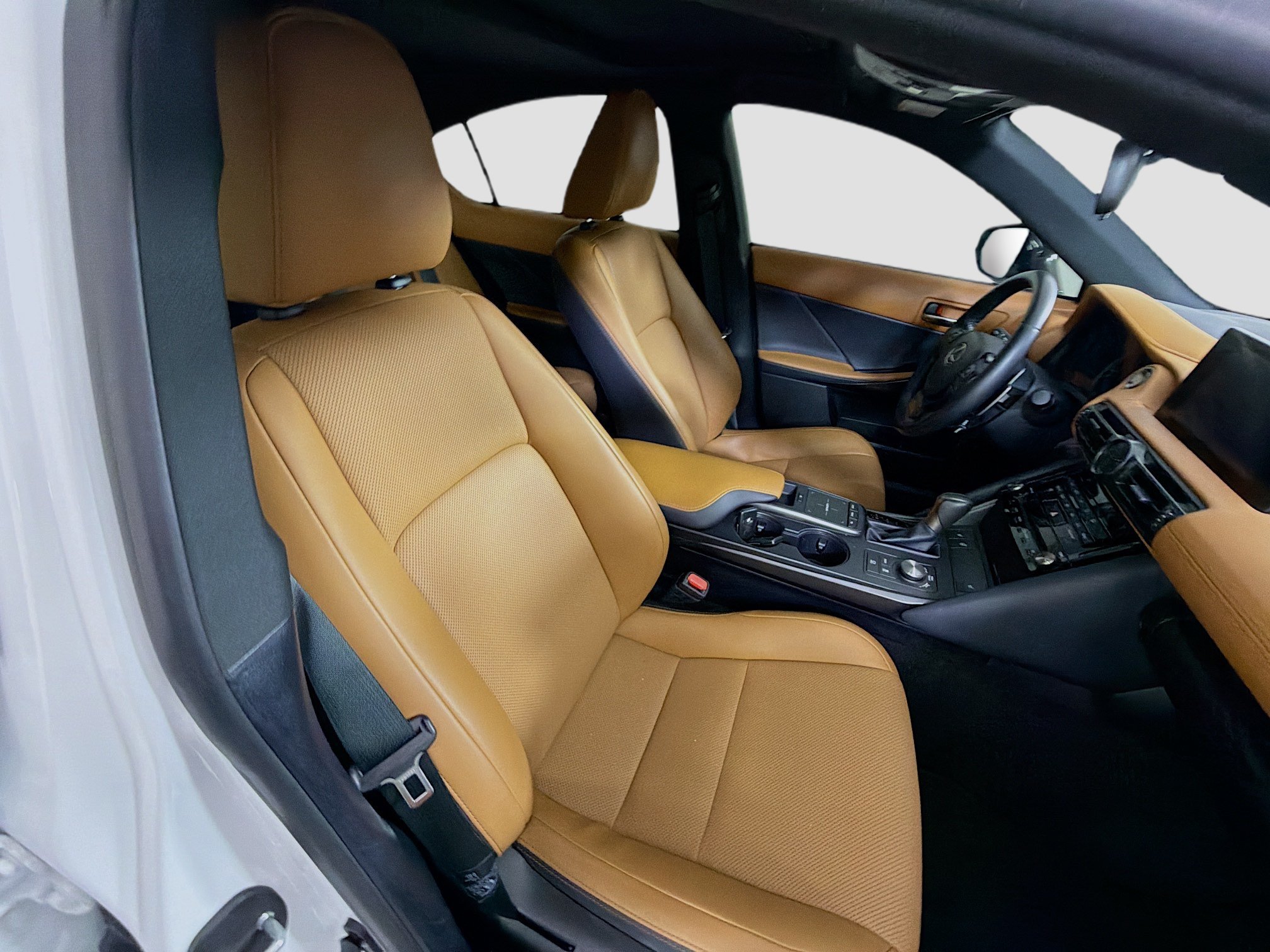 Used 2025 Lexus IS 350 F Sport w/ Accessory Package 2 RWD image 31