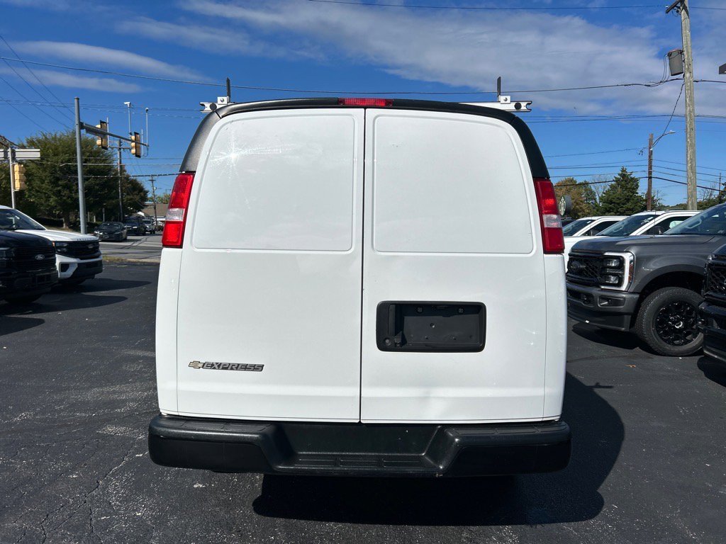 Used 2020 Chevrolet Express 2500 image 9
