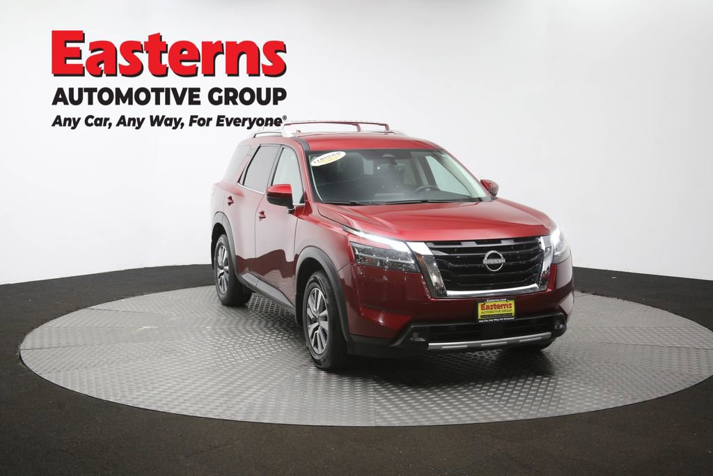 Used 2022 Nissan Pathfinder SL AWD/4WD image 50