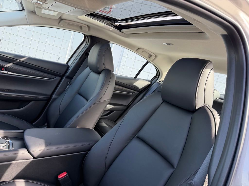 New 2026 MAZDA MAZDA3 2.5 S Sedan w/ Preferred Pkg image 17