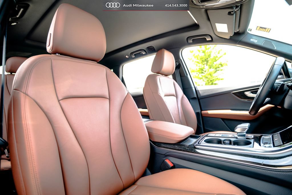 Used 2023 Audi Q7 3.0T Premium Plus AWD/4WD image 19