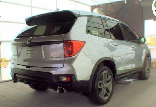 Used 2023 Honda Passport EX-L image 3
