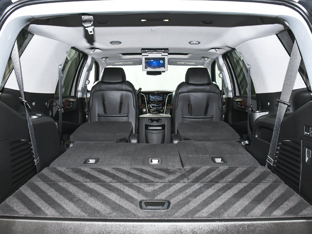 Used 2020 Cadillac Escalade Luxury AWD/4WD image 73