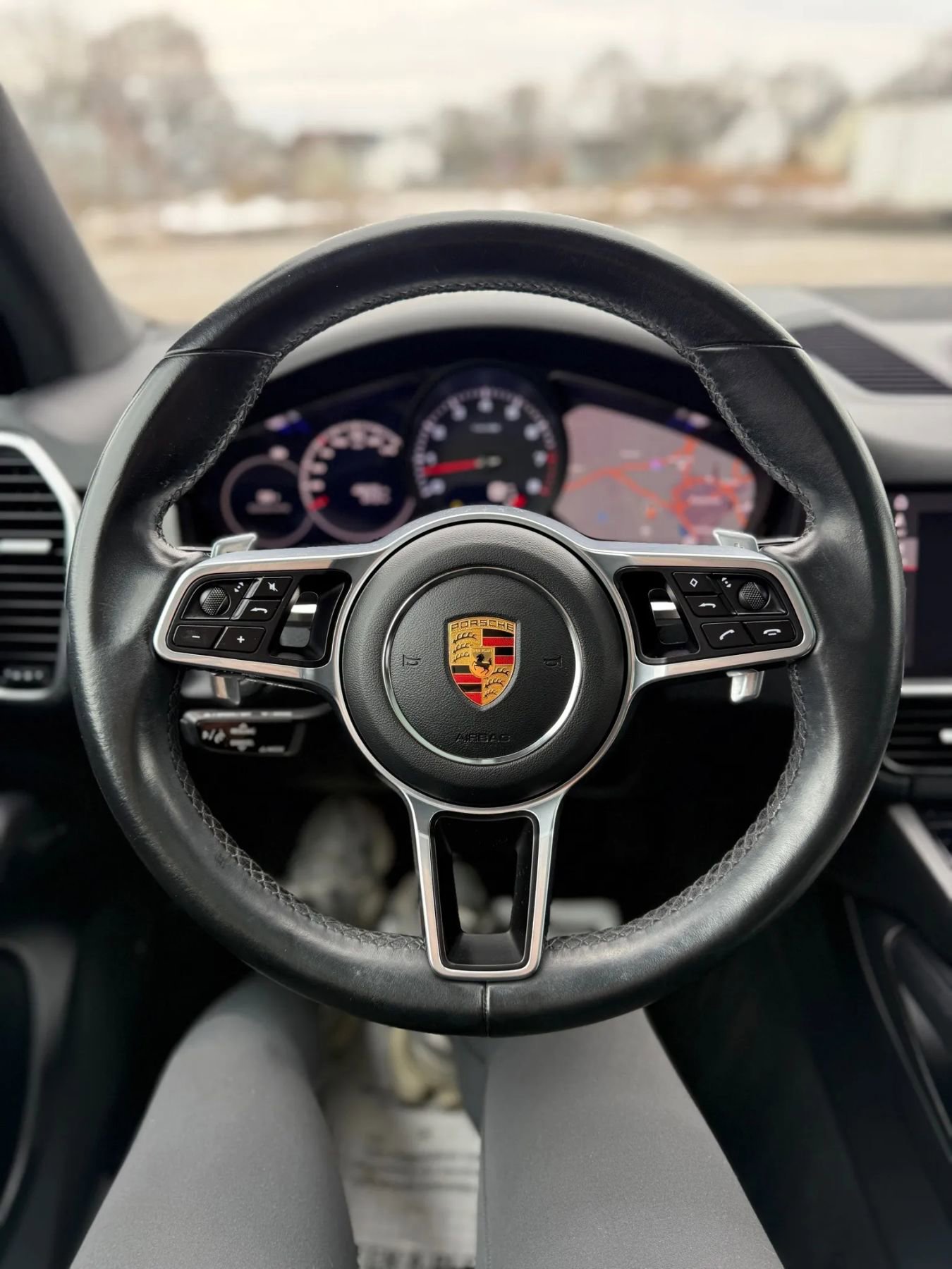 Used 2021 Porsche Cayenne Sport Utility 4D image 36