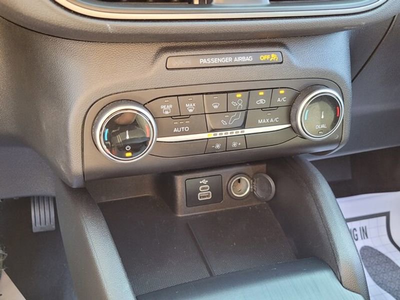 Used 2024 Ford Escape Active image 22