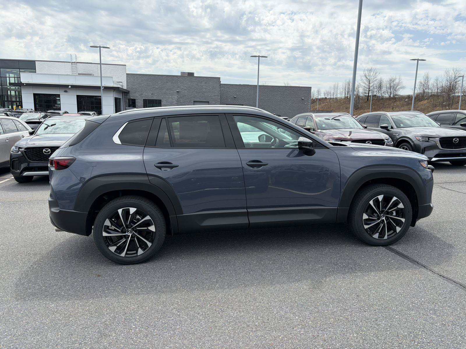 New 2026 MAZDA CX-50 2.5 Hybrid w/ Cargo Package AWD/4WD image 2