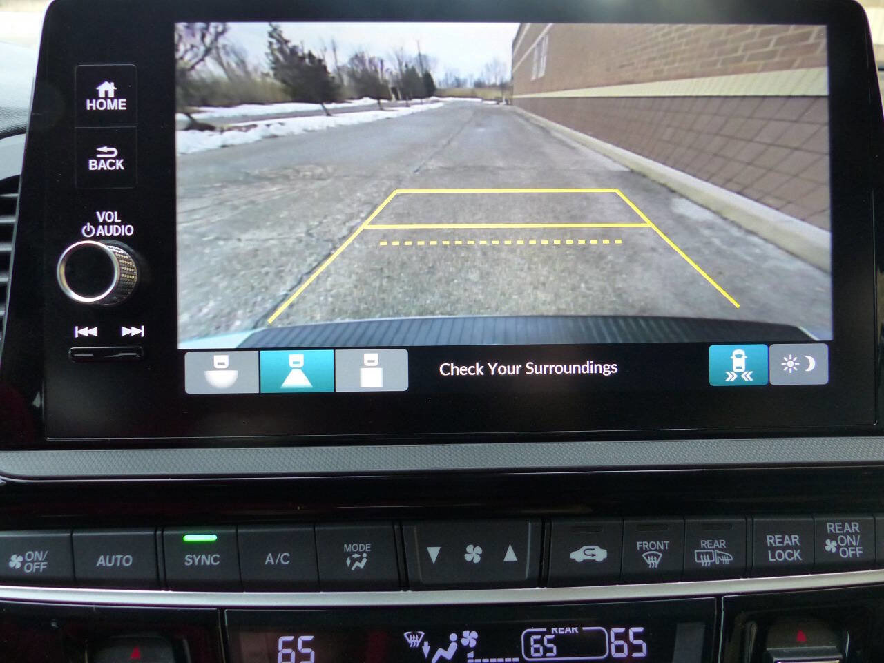 Used 2025 Honda Odyssey EX-L image 32