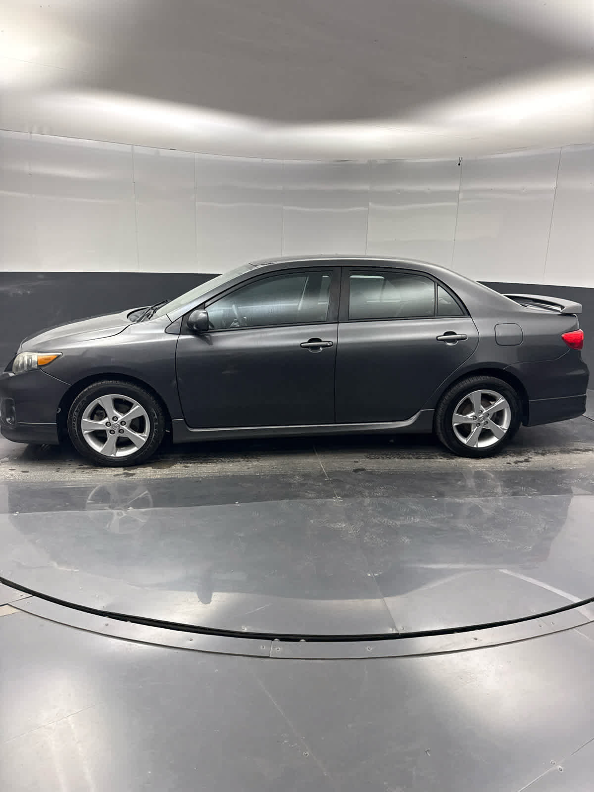 Used 2012 Toyota Corolla S FWD image 23