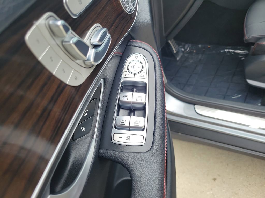 Used 2017 Mercedes-Benz GLC 43 AMG 4MATIC image 11