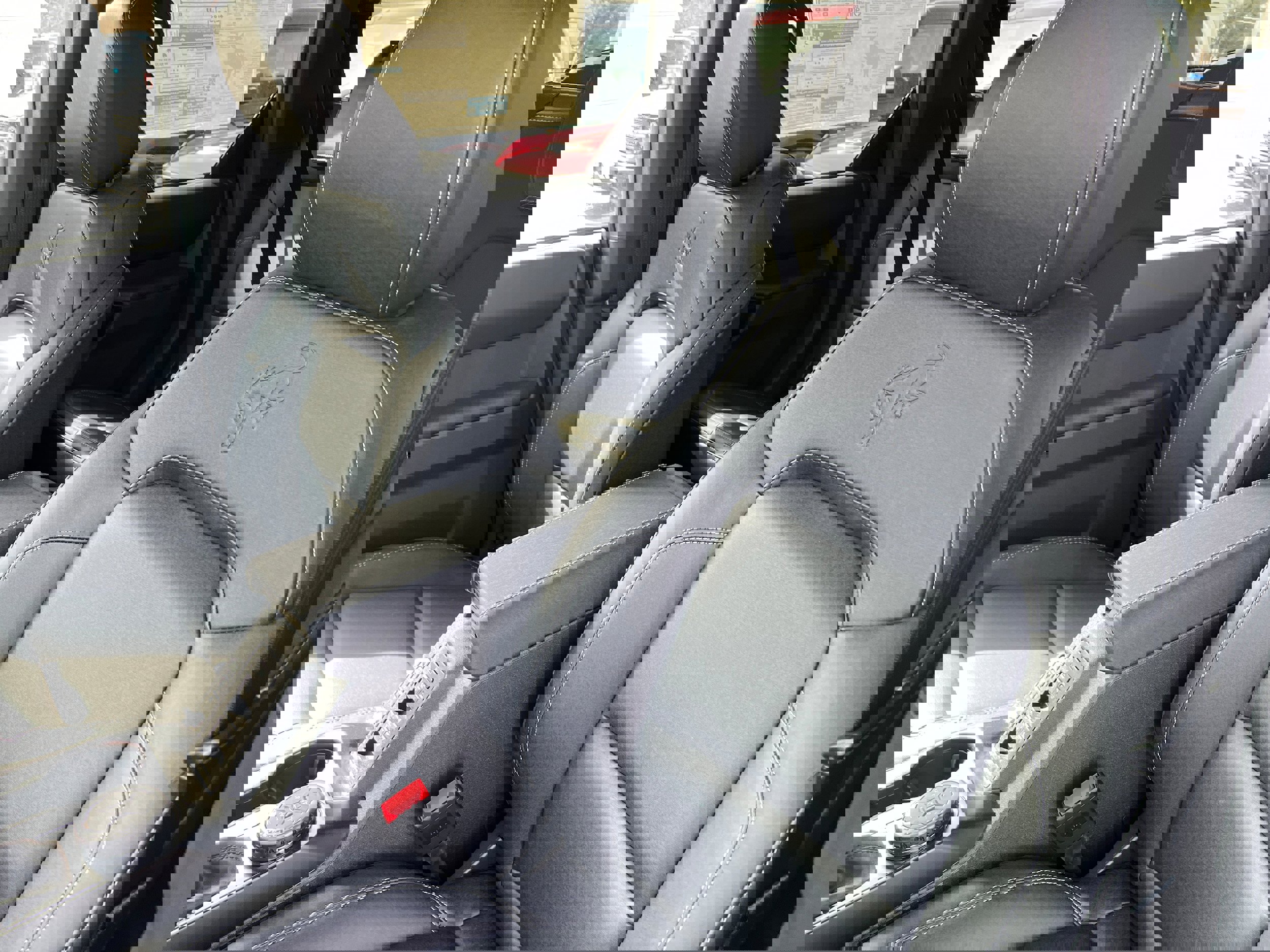 New 2026 Ford Bronco Badlands image 8