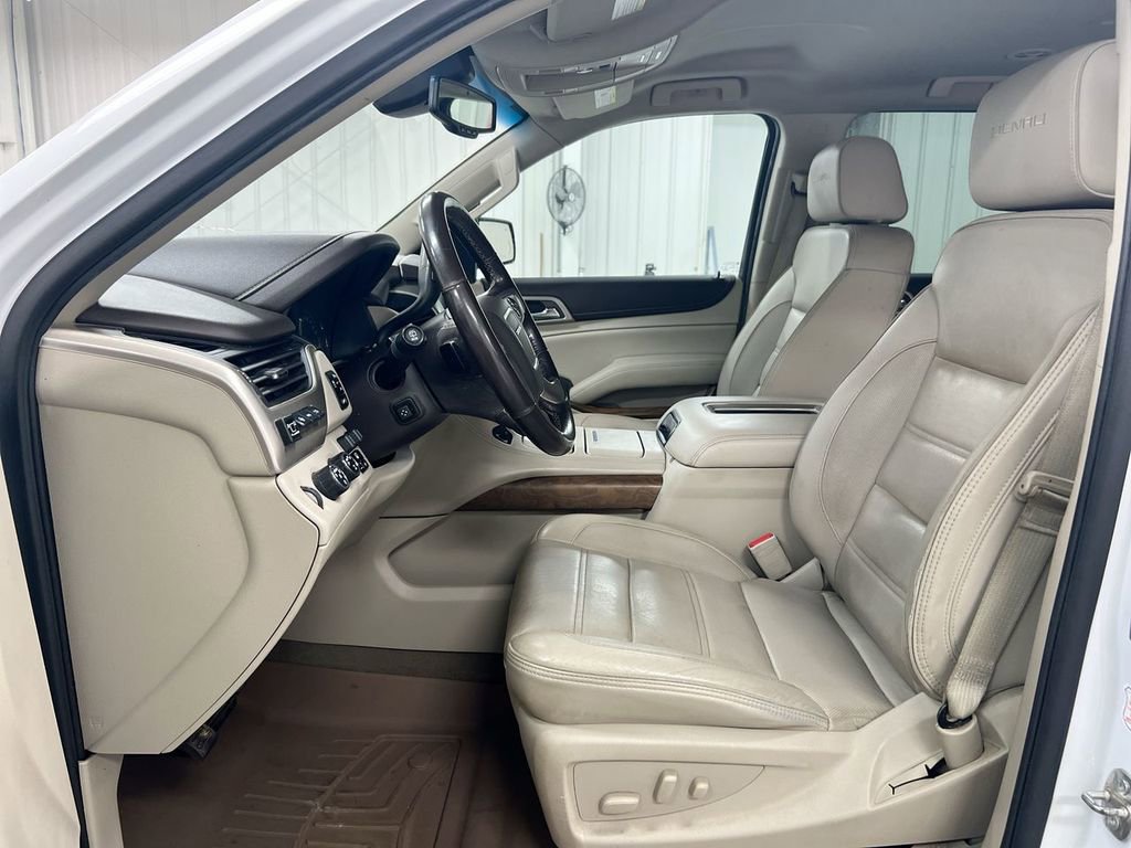 Used 2020 GMC Yukon XL Denali image 20