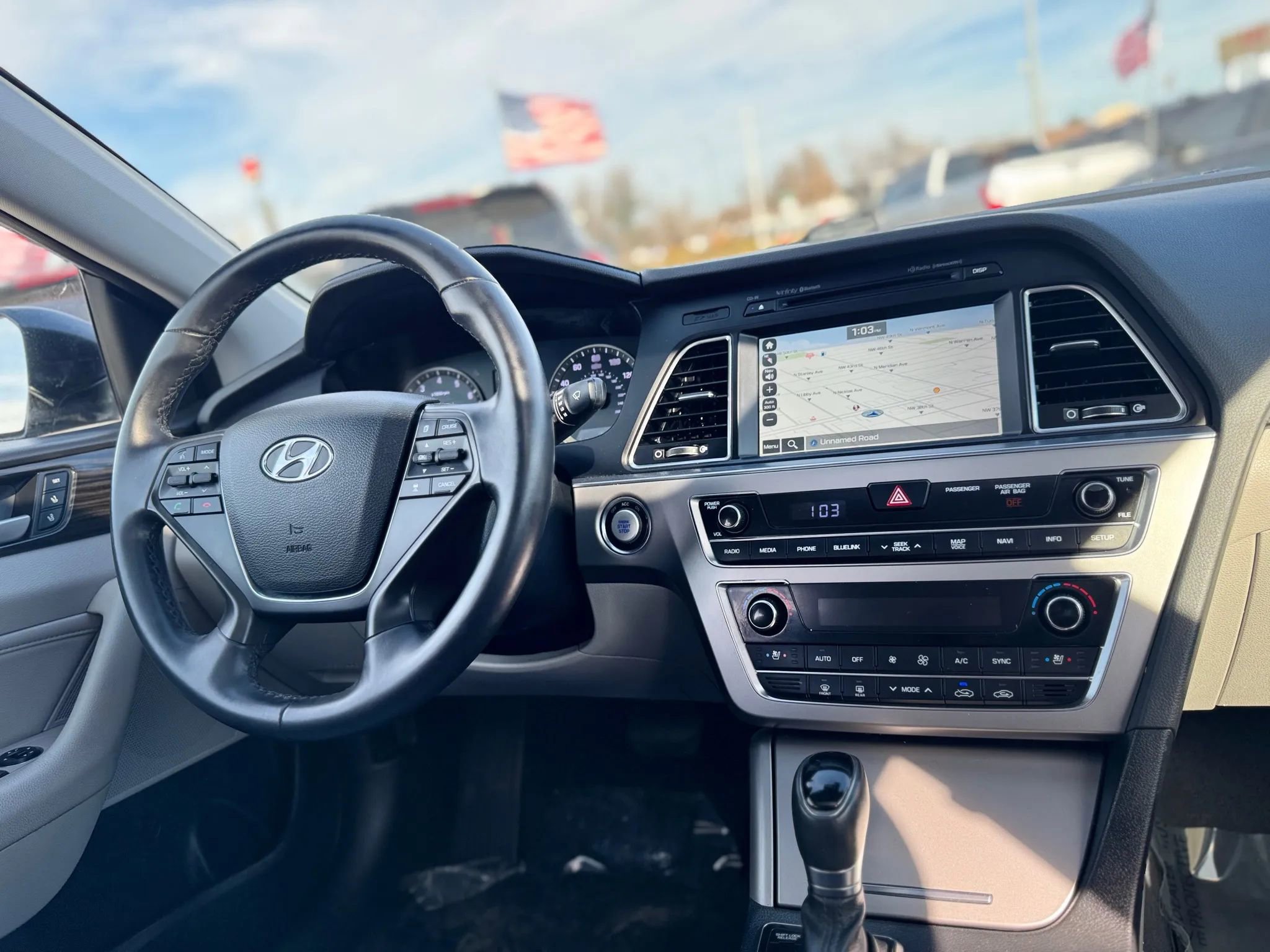 Used 2017 Hyundai Sonata Limited w/ Ultimate Package 04 image 38