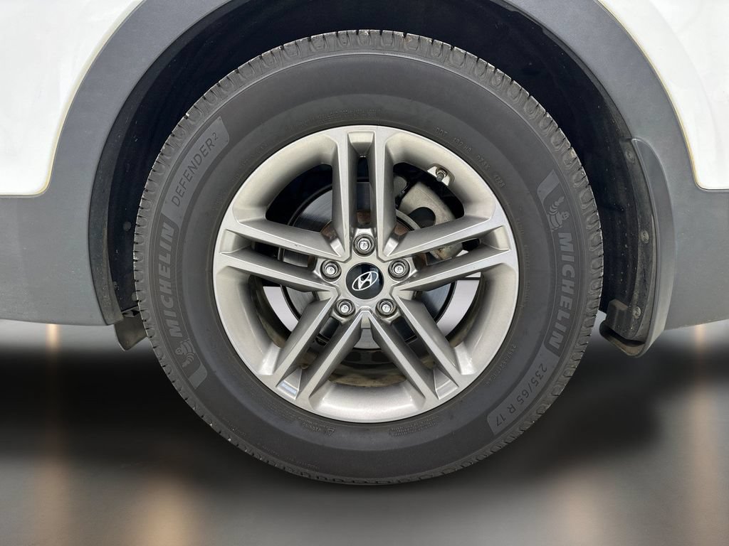 Used 2018 Hyundai Santa Fe Sport w/ 2.4L Tech Package 04 FWD image 10