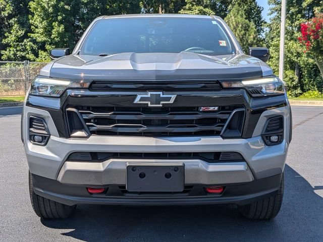 Used 2024 Chevrolet Colorado Z71 w/ Advanced Trailering Package AWD/4WD image 11