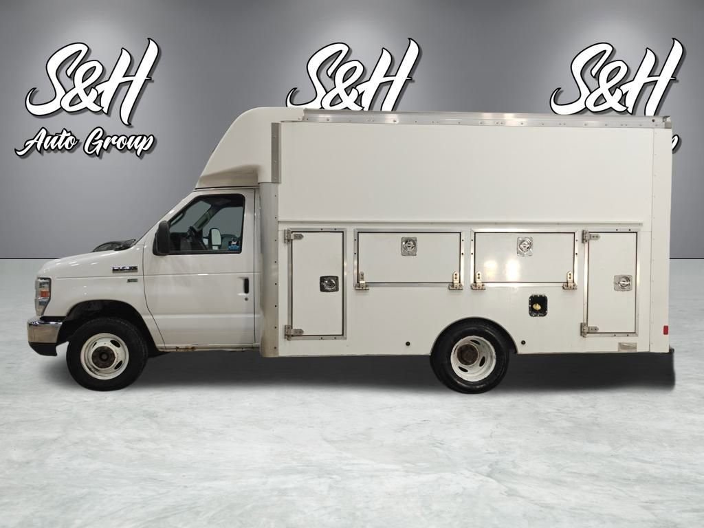Used 2016 Ford E-350 and Econoline 350 Super Duty w/ Power Windows & Locks Group RWD image 16