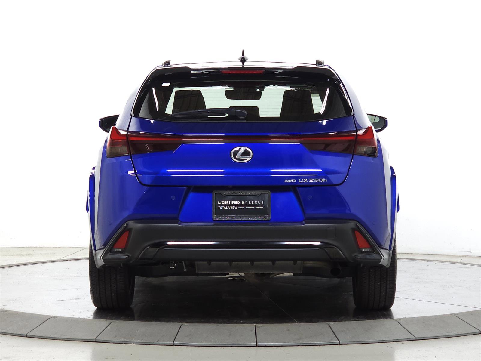 Certified 2023 Lexus UX 250h F Sport w/ Accessory Package (Z2) image 6
