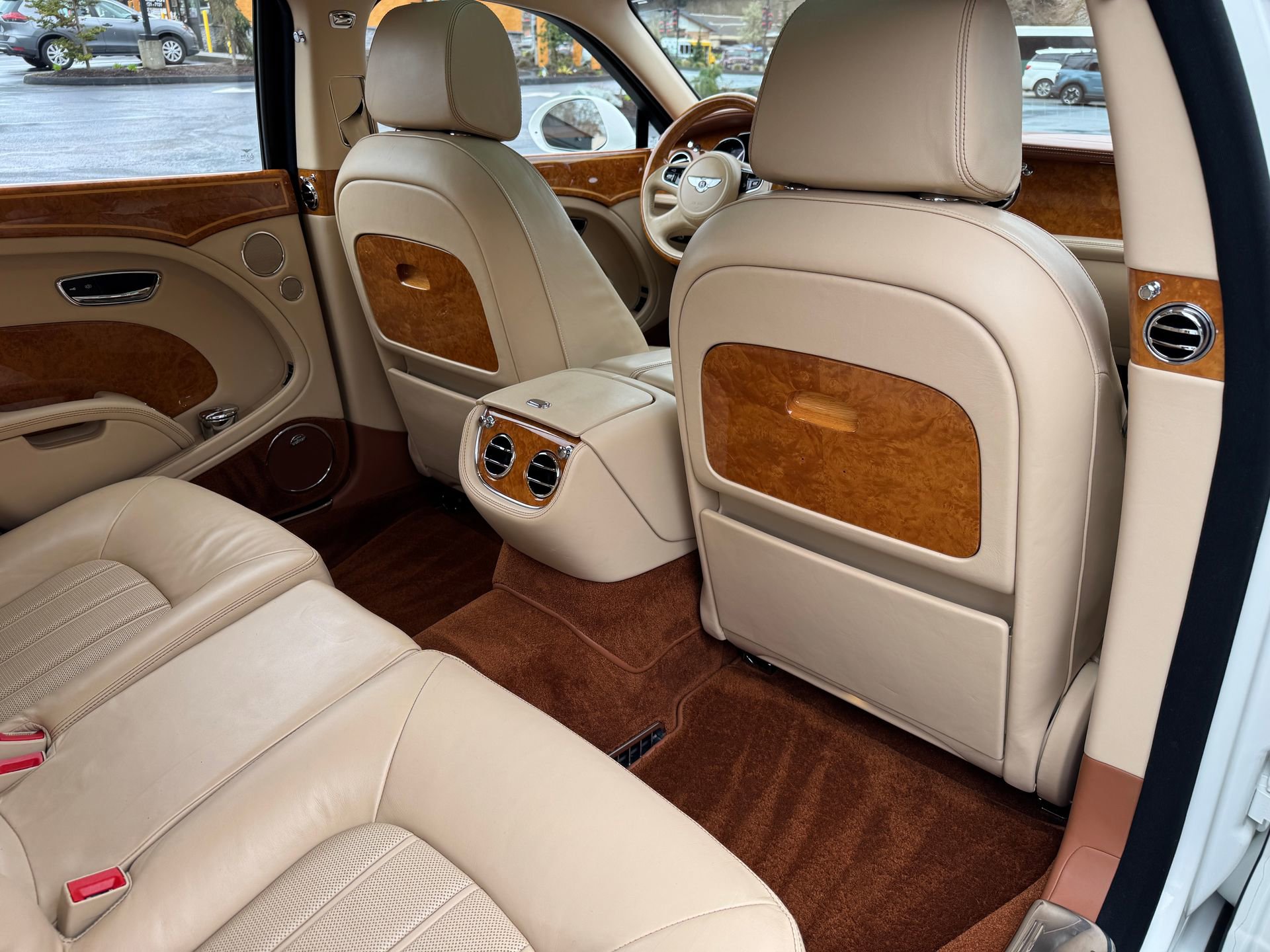 Used 2013 Bentley Mulsanne image 36