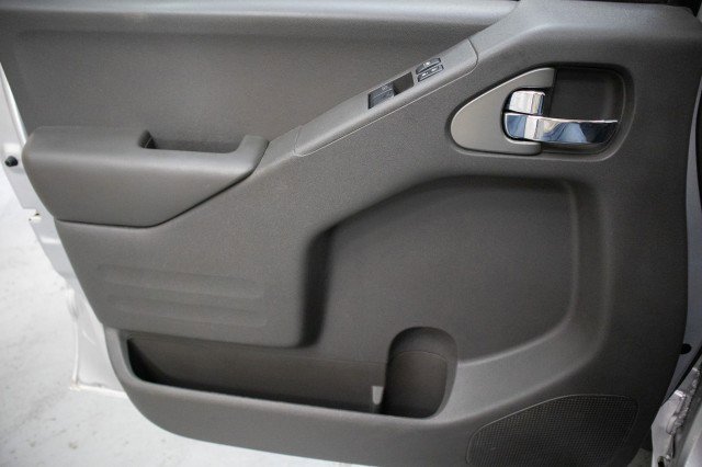 Used 2020 Nissan Frontier SV w/ SV Utility Package image 21