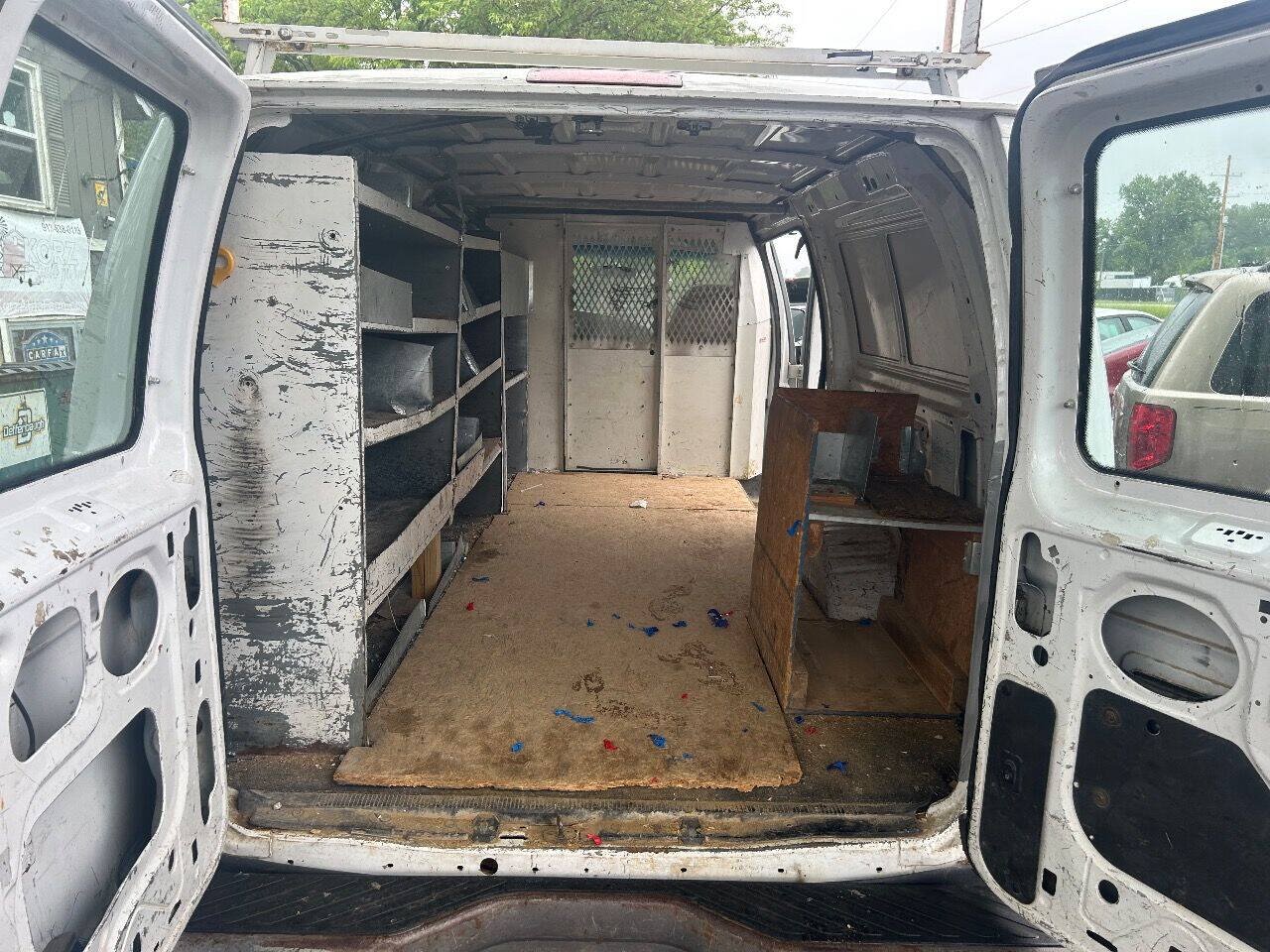 Used 2007 Ford E-250 and Econoline 250 Extended RWD image 7