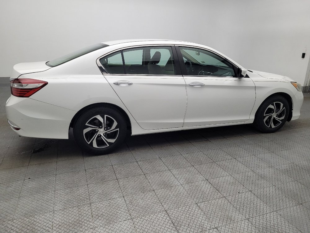 Used 2016 Honda Accord LX image 10