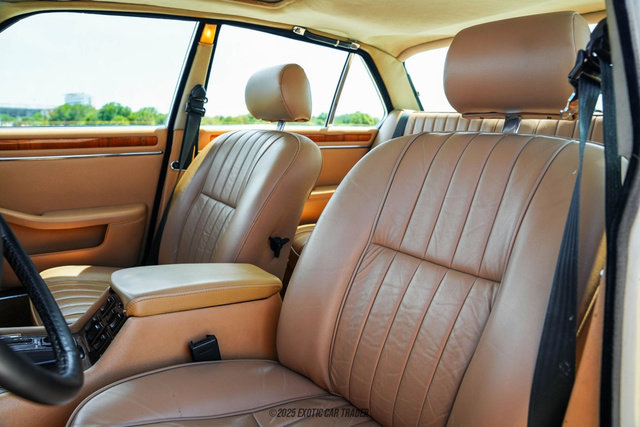 Used 1987 Jaguar XJ6 RWD image 24