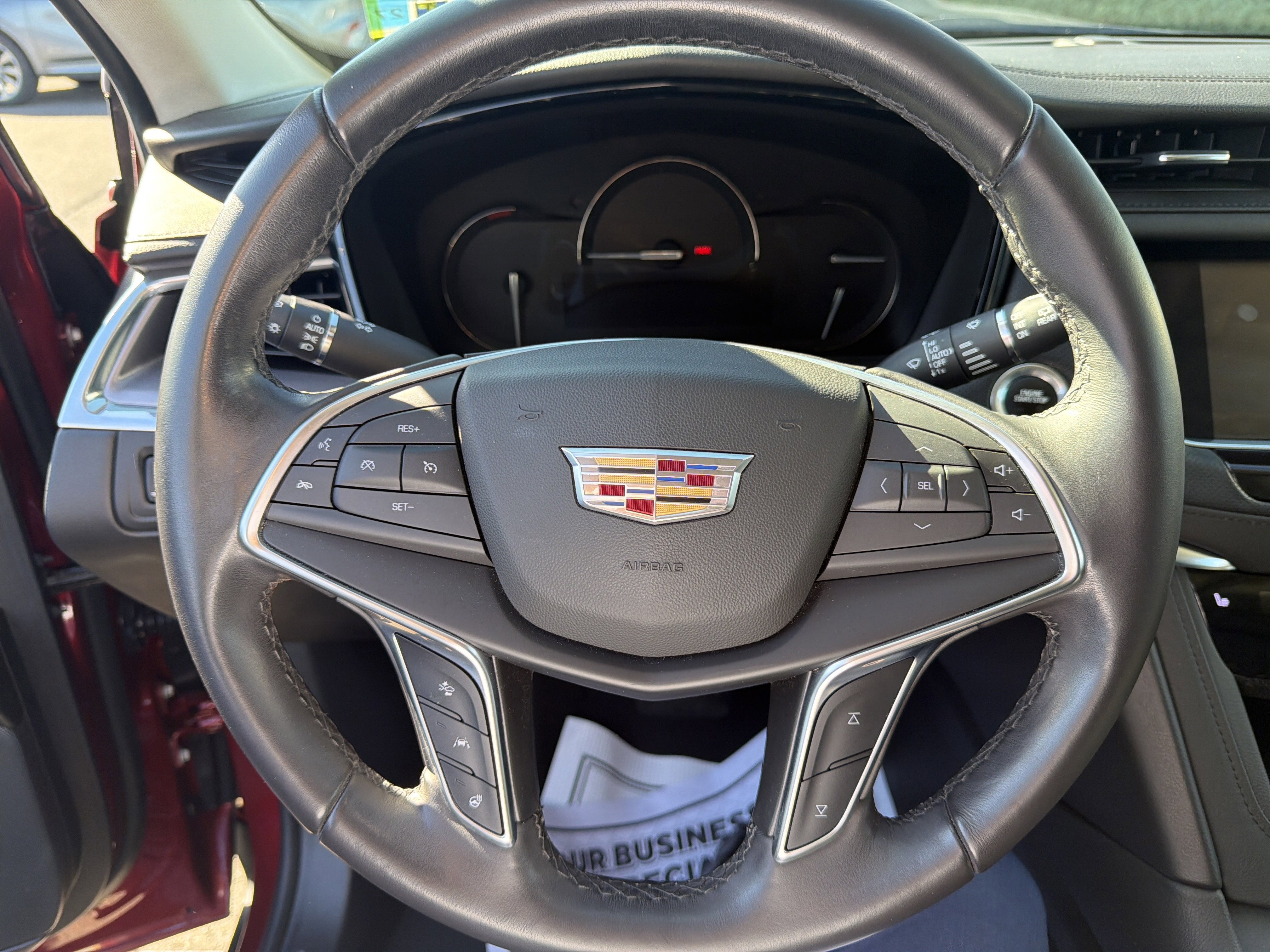 Used 2018 Cadillac XT5 Luxury w/ Driver Awareness Package image 11