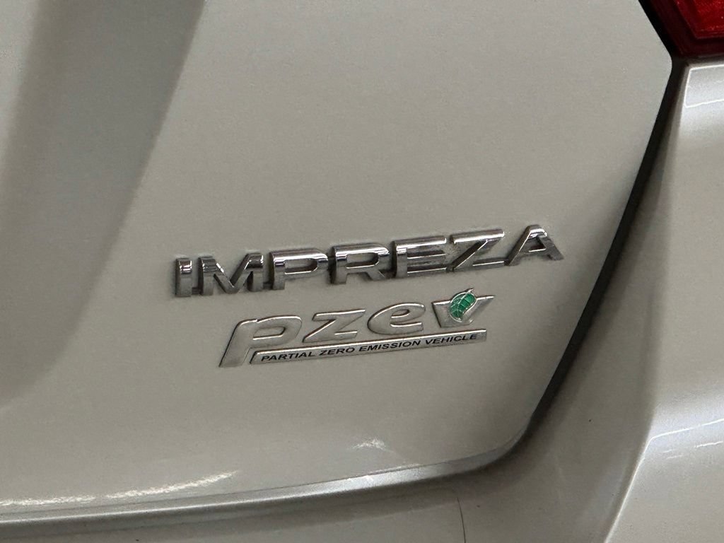 Used 2013 Subaru Impreza 2.0i Premium w/ Utility Pkg 1B AWD/4WD image 31