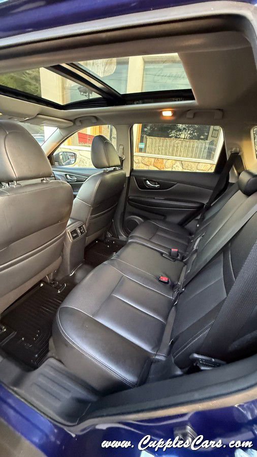 Used 2019 Nissan Rogue SL w/ Premium Package image 36