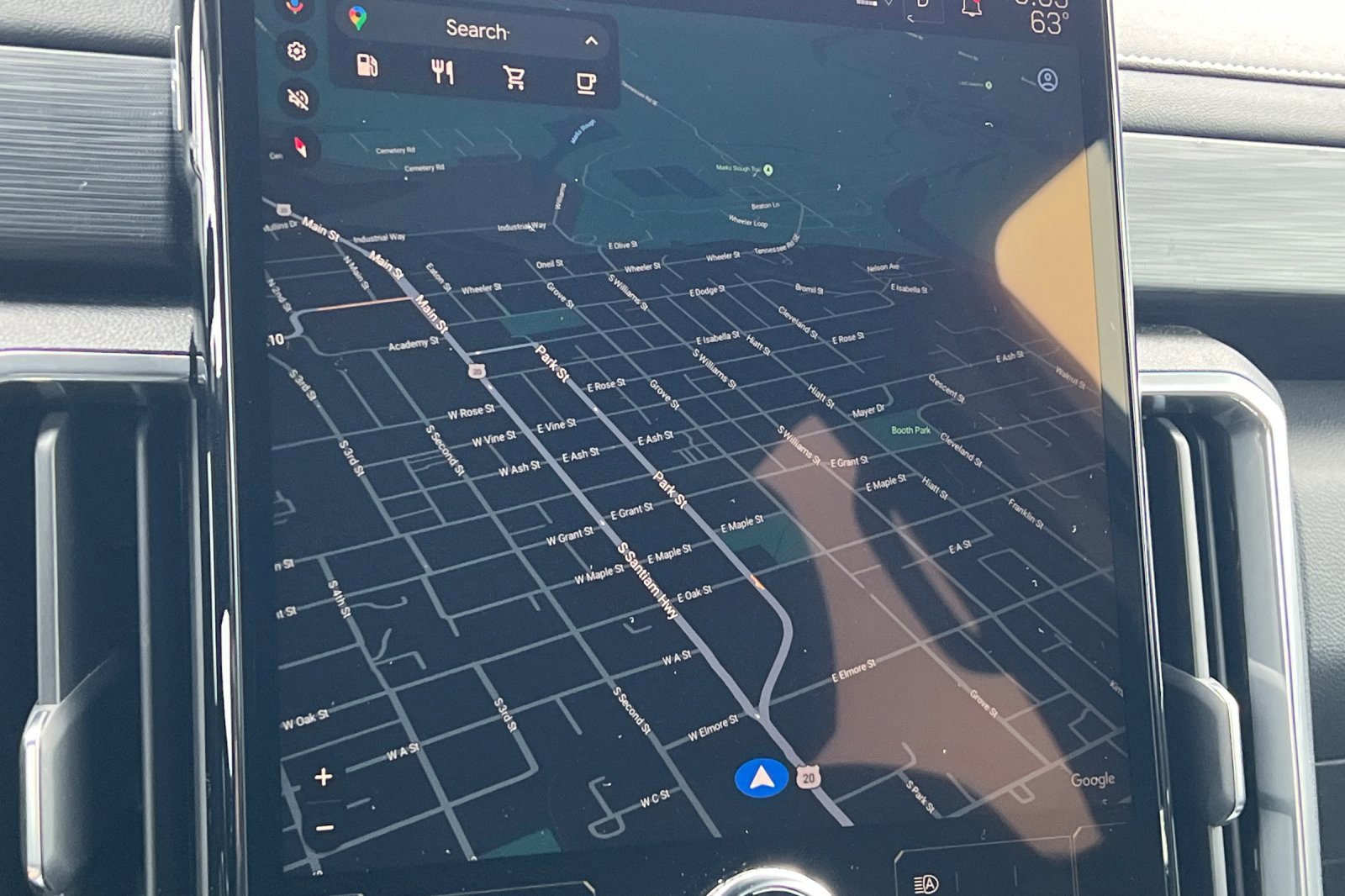 Used 2025 GMC Acadia Elevation image 17