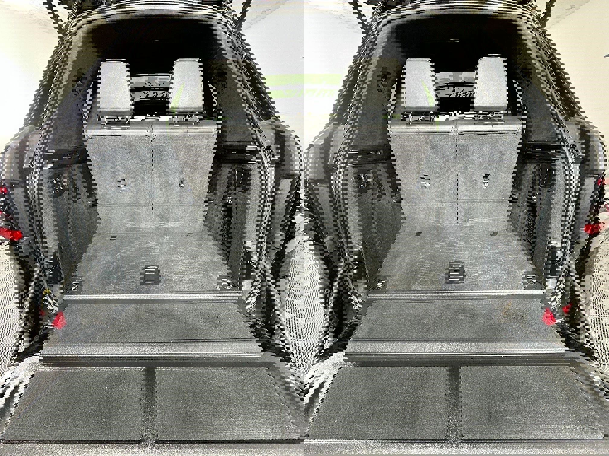 Used 2024 BMW X7 xDrive40i w/ M Sport Package image 26